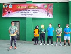 Kacang Tak Lupa Kulitnya, Pamen TNI AD Ini Olahraga Bersama dengan Para Gurunya Waktu SMA