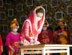 Novita Resmi Dikukuhkan Sebagai Director of Media and Public Relationship WIN