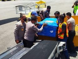 8 Jenazah Korban Kekejaman KKB Papua Diterbangkan ke Daerah Masing-Masing