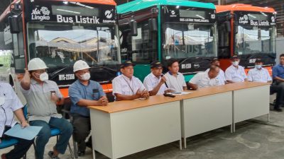 Dukung Program Pemprov DKI, PT Mayasari Bakti Luncurkan 30 Unit Bus Listrik