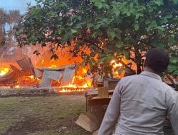 Api Hanguskan Satu Rumah, Mobil Juga Motor Milik Korban di Waena