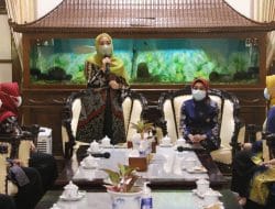 Kenalkan Sentra Unggulan UMKM Kota Delta pada Kunjungan Tamu GOW Banjarbaru