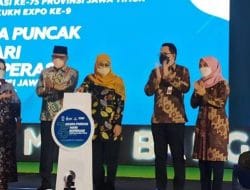 Gubernur Khofifah Hadiri Puncak Hari Koperasi dan Pembukaan 9th K-UKM Expo