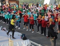 Food Truck hingga Pembagian Doorprize, Ramaikan Puncak Peringatan Harkopnas ke-75 di Jembatan Suroboyo
