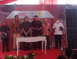 Peresmian Pembangkit Listrik Tenaga Surya dan Stasiun Pengisian Kendaraan Listrik Umum di Gerai KFC