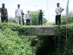 Buat Parit Batas Kebun, PT. Padasa Enam Utama Putus Akses Jalan 2 Desa
