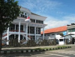 Sulit Ditemui, Kepala Bank Sulut Diduga Alergi dengan Wartawan