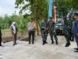 Kompak, Jajaran Forkopimda Tinjau Sasaran TMMD 115 Bojonegoro