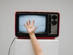 Peralihan Ke TV Digital, Warga Kurang Mampu di Kab Bogor Belum Terima Bantuan STB Gratis