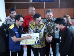 Bersama Komisi VIII DPR RI, Warga Bandung Barat Dapat Bantuan Kewirausahaan dan ATENSI Program Kemensos