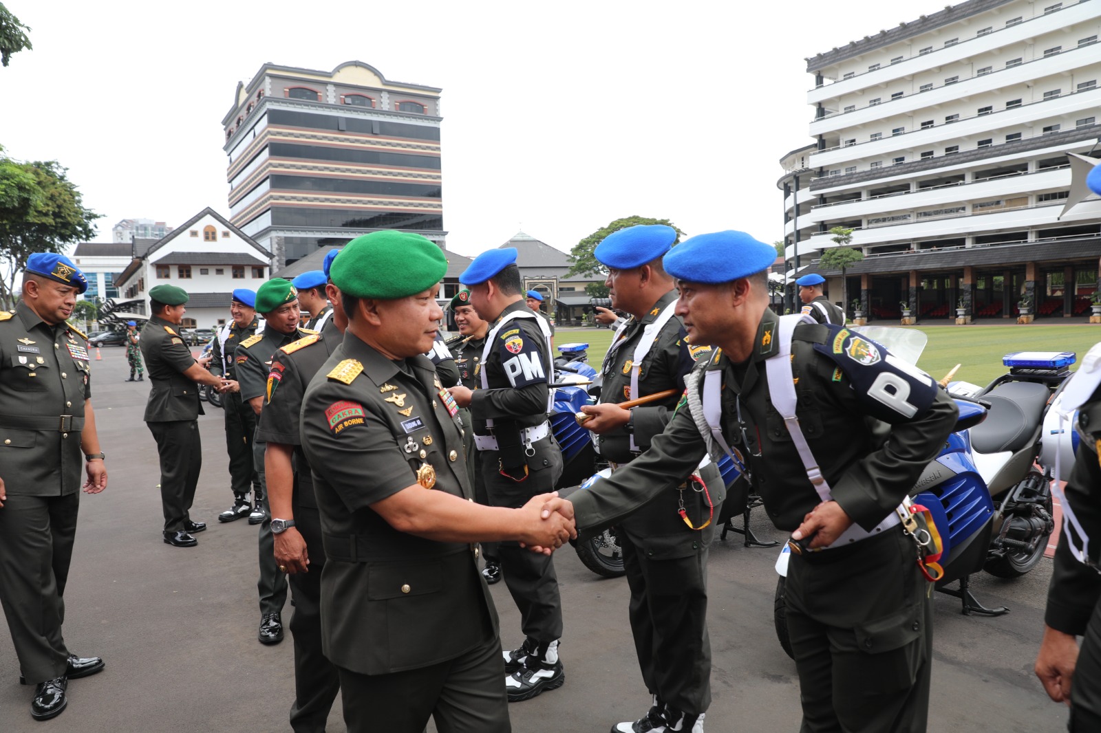 Dukung Tugas Satuan Polisi Militer Angkatan Darat Kasad Distribusikan