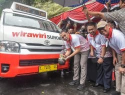 Integrasikan Transportasi Umum di Surabaya, Wali Kota Eri Resmikan Pengoprasian 52 Unit Angkutan Feeder