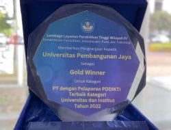 Awal 2023, UPJ Raih Medali Emas Dari Anugerah LLDIKTI Wilayah IV