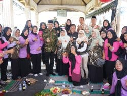 Acara Ruwah Desa, Momen Warga Bisa Wadul Langsung ke Bupati Gus Muhdlor