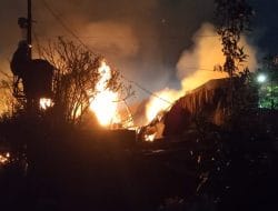 Pemukiman Lapak Rongsokan di BKT Pondok Kopi Jakarta Timur Dilalap Si Jago Merah