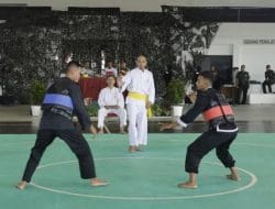 Jabat Komandan Kontingen, Danrem 081/DSJ Dampingi Pangdam Tinjau Seleksi Atlet Pencak Silat
