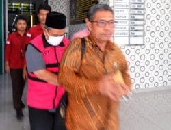 Kepala Sekolah di Kabupaten Bogor Resmi di Tahan Kejari Soal Korupsi Dana Bos Rp Rp2,5 Miliar