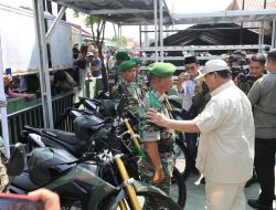 Menhan Prabowo Kunjungi Koramil 02/Pekalongan Timur dan Serahkan Motor Dinas untuk Babinsa