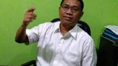 Membantah Puisi Denny Indrayana, ‘Korupsilah dalam Pelukan Koalisi’