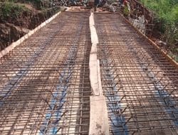 Pembangunan Jembatan Pada Program Pra TMMD Ke-117 Kodim 0801/Pacitan, Dorong Perekonomian Warga