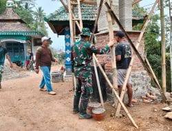 Tanda Pengenal, Satgas TMMD Ke-117 Kodim 0801/Pacitan, Bangun Gapura Di Pintu
