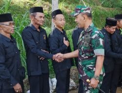 Momen Komandan Sholawat Disambut Hadrah dan Majelis Pengajian di TMMD ke-117 Pacitan