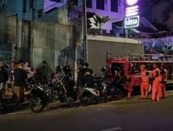 Pekerja Tertimbun Longsor di Proyek Bangunan Jakarta Timur, Evakuasi Sedang Berlangsung