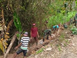 Semangat Membara Warga Desa Sumberpetung Patut Diacungi Jempol