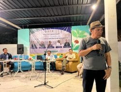 Saut Sebut ‘AMIN’ Capres Berintegritas di Depan Mahasiswa Unair