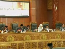 DPRD dan Pemkot Depok Bahas Raperda APBD 2024, Dibanjiri Interupsi Soal PMT Stunting