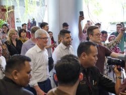 Tim Cook Kunjungi Apple Developer Academy @BINUS, Perkuat Komitmen Pengembangan Talenta Digital Indonesia