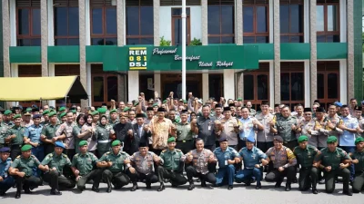Halal Bihalal Akbar TNI-Polri, Danrem 081/DSJ Tekankan Pentingnya Soliditas dan Sinergitas
