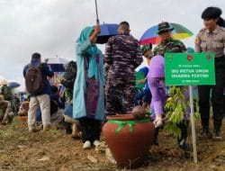 Istri Panglima TNI Lakukan Penanaman Pohon di Kawasan IKN