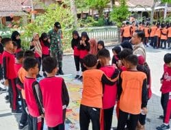 Satgas TMMD 120 Kodim Bojonegoro, PMI dan Tagana Sosialisasikan Sekolah Siaga Bencana