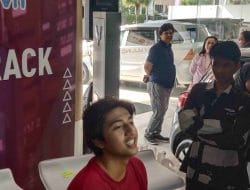 Tak Pernah Pilih-Pilih, Harris Vriza Senang Berkarya di Film dan Sinetron