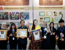 Royal Garden Memenangkan Penghargaan 20 BEST FRANCHISE to Choice 2024 dari Asosiasi Franchise Indonesia