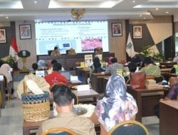 DinkopUKM Jatim Bantu Pelaku usaha UMKM Daftarkan Merek Hingga Sertifikasi Halal