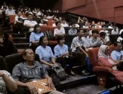 Princess Natasha Dematra Berinteraksi Bersama Pelajar Surakarta Dalam Rangka Hari Pancasila