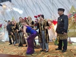 Irma Darmawangsa Bikin Heboh, Pernikahan Putra Pemilik Queen Klinik Sunter Bertaburan Selebriti