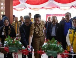 Bupati Tuban Resmikan Rusun Unirow