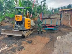 Sediakan Alat Berat, PU Support Dan Dukung Kegiatan TMMD Ke 121 Kodim 0820/Probolinggo