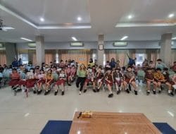 Coach Priska Sahanaya dan Sponsor Semarakkan Public Speaking di SD, SMP, dan SMA Kanaan: Membangun Generasi Muda yang Berani Bicara