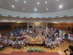 Pelatihan Public Speaking Bersama Coach Priska Sahanaya, Agatis, dan Ohana Mie di SD Tarakanita 2