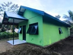 Penyelesaian Renovasi RTLH Ibu Kaspini oleh Satgas TMMD Reguler Ke-121 TA. 2024 di Desa Manyahi