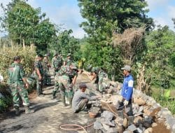 Satgas Bersama Masyarakat Kebut Pembangunan Plengsengan Program TMMD Ke 121 Kodim 0820/Probolinggo