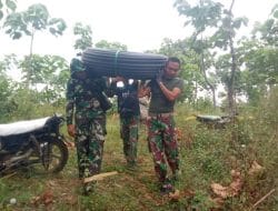 Pipanisasi Program TMMD Ke 121 Kodim 0820/Probolinggo Dikerjakan, Dansatgas Letkol Arm Heri Budiasto Lakukan Pendampingan Langsung