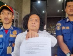 Datangi Kejari Kota Depok, Deolipa Yumara Laporkan Dugaan Korupsi Pengadaan Peralatan Damkar