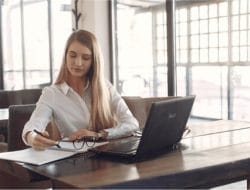 Mengapa Setiap Bisnis Membutuhkan Layanan Sekretaris Digital di Era Digital