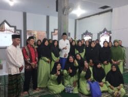 Pengajian Muslimatan Tegal Boto Sumbersari Hadirkan KH. MB Firjaun Barlaman
