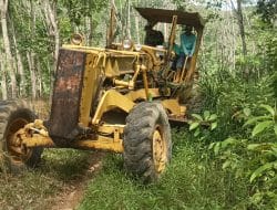 Alat Berat Diturunkan Bantu Ringankan Pekerjaan TMMD ke-122